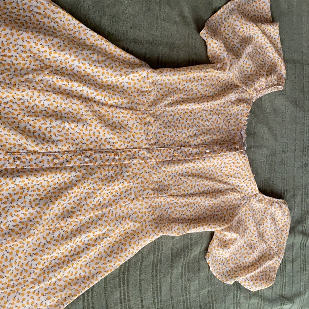 Spring Floral Dress - Picture 2 of 6